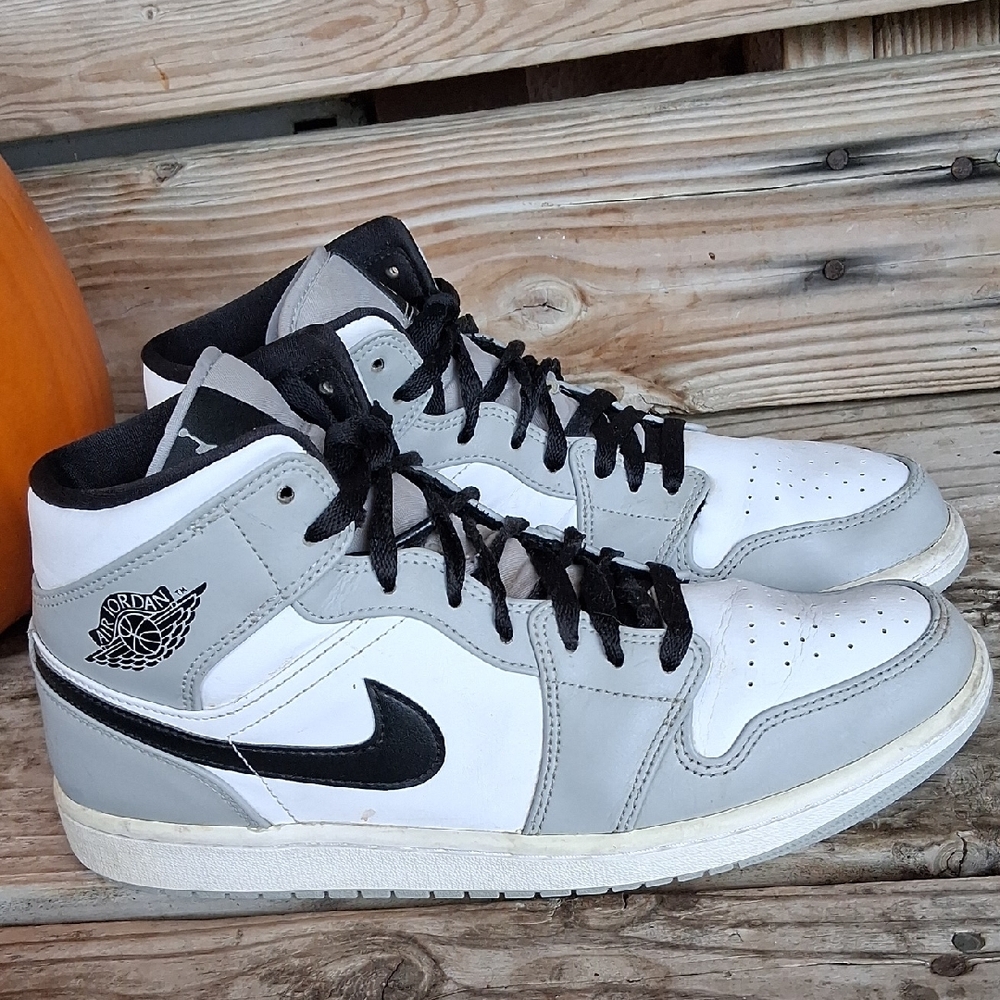Jordan 1 Mid Smoke Grey Men's Black, Gray, and White Sneakers - Picture 2 of 15